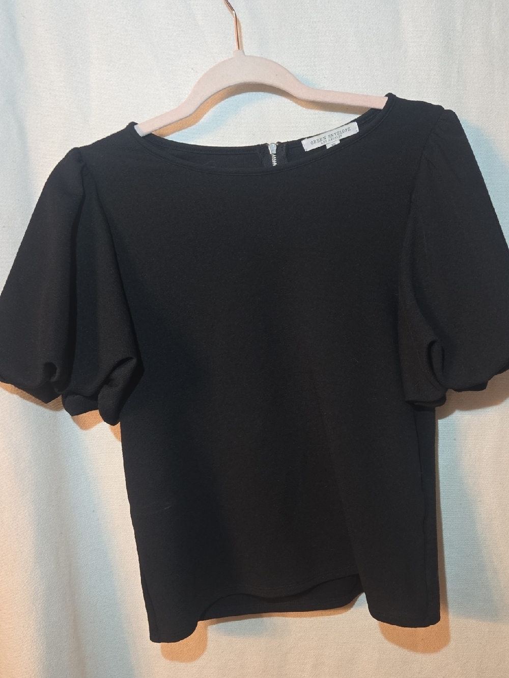 Green Envelope Black Puff-Sleeve Top
